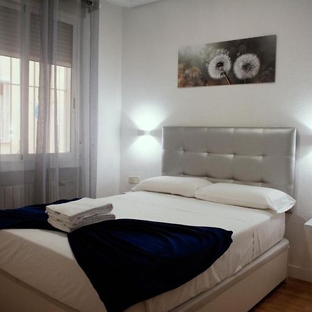 Hostal Artico Madrid Exterior photo