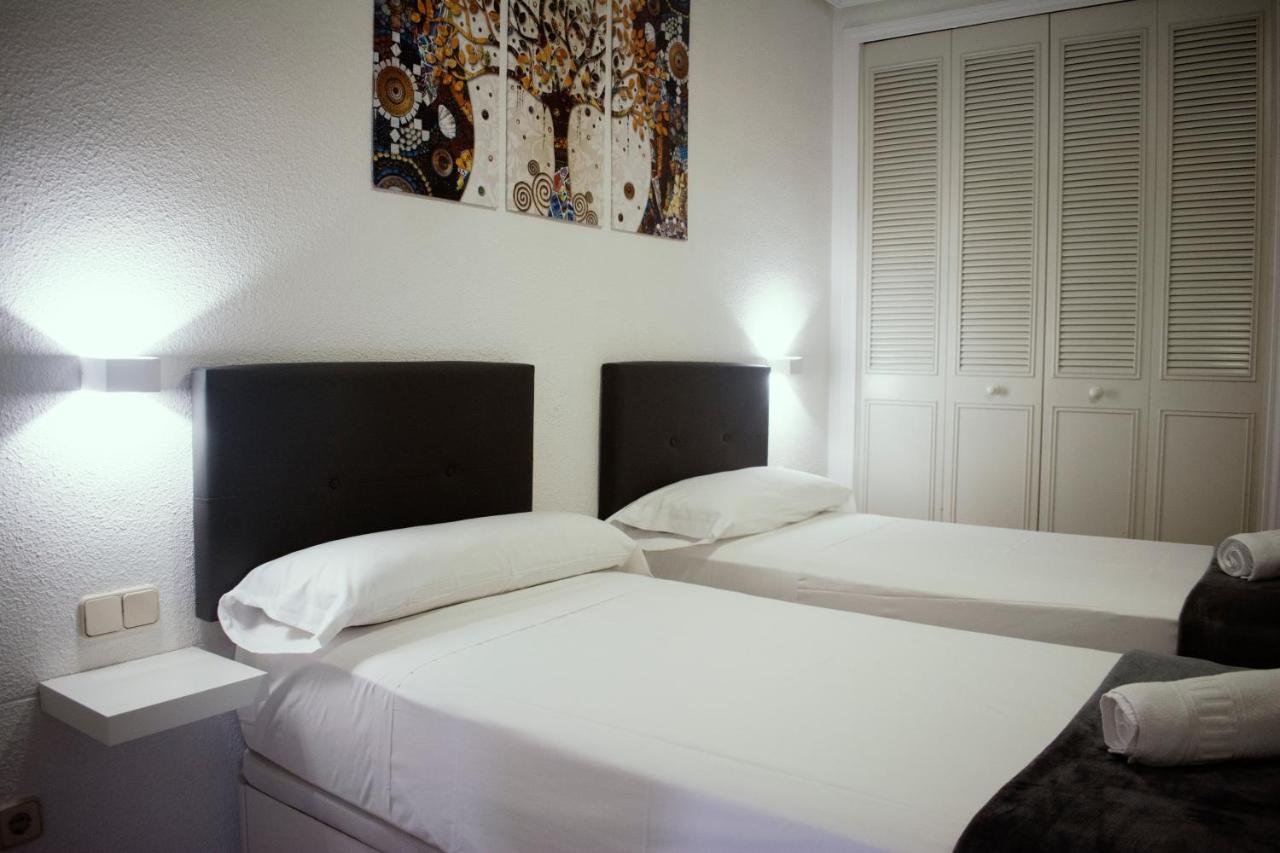 Hostal Artico Madrid Exterior photo